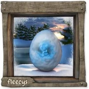 Datei:Weißer FlockenFleecy Ei.webp