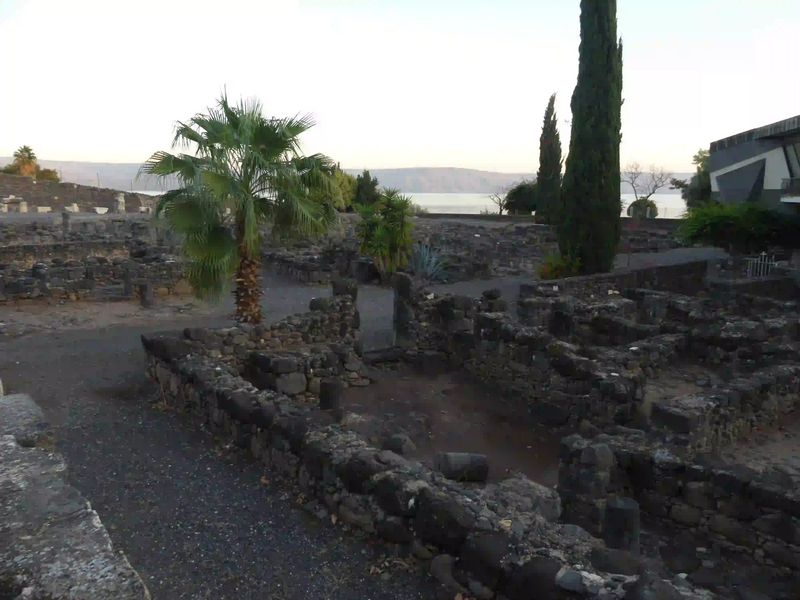 File:Rue, Capharnaum, en 2022.webp